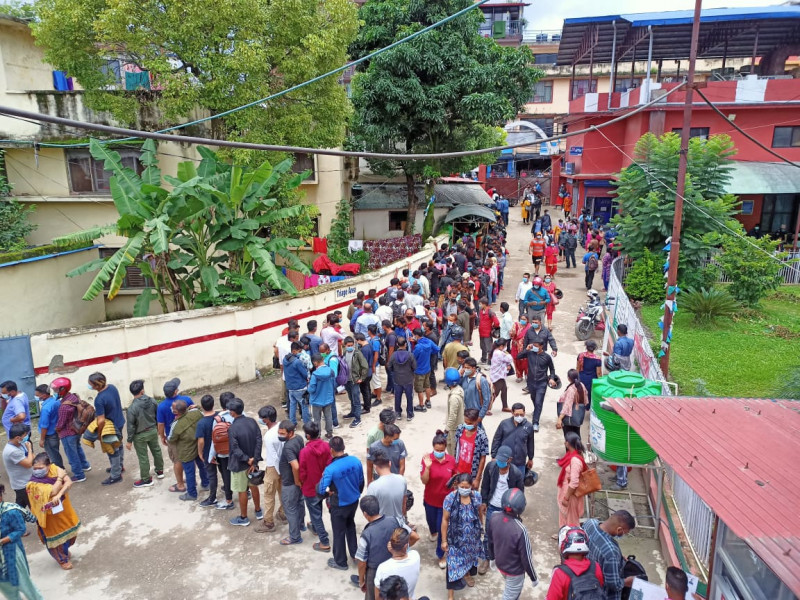 ओमिक्रोन भेरियन्टबारे स्वास्थ्य मन्त्रालयलाई पाँच प्रश्न